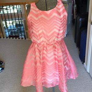 HEATSOUL PINK CHEVRON PRINT DRESS